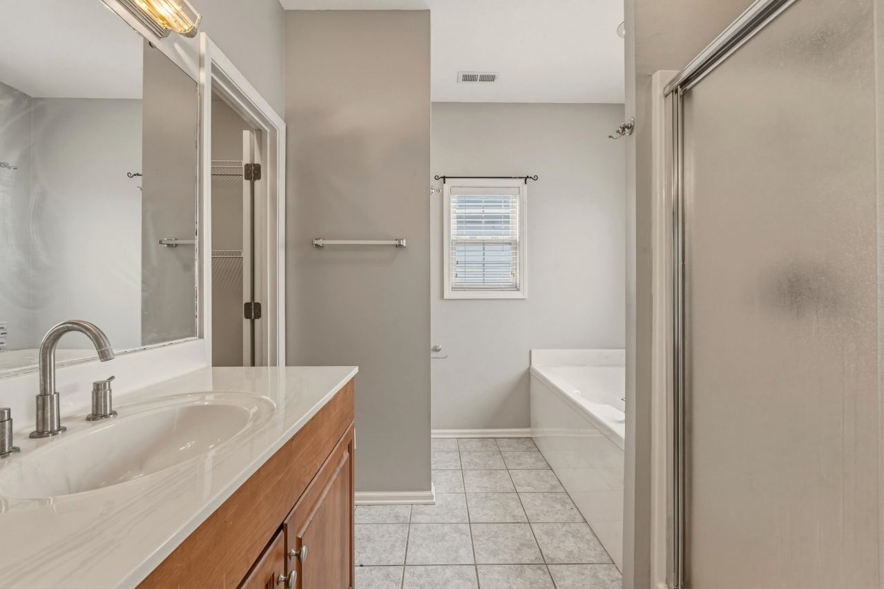 1020 Phyllis St.  Photo 12