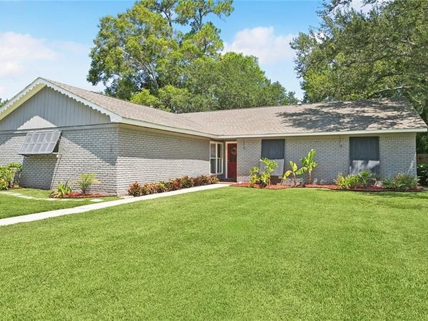 338 COUNTRY CLUB Boulevard, Slidell, LA 70458