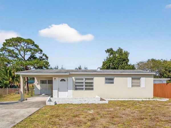 1301 NE 26th Ct, Pompano Beach, FL 33064