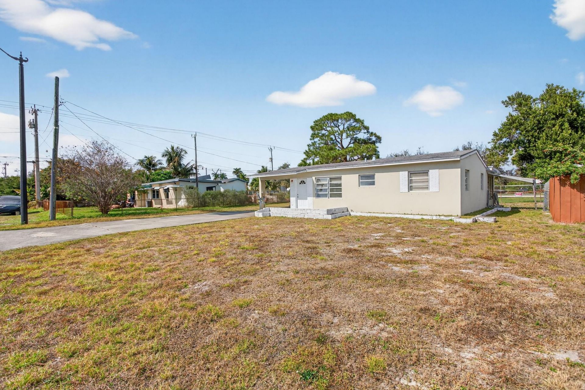 1301 NE 26th Ct, Pompano Beach, FL 33064 Photo