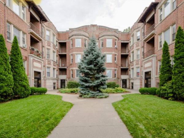 439 E Oakwood Boulevard, Unit 49, Chicago, IL 60653