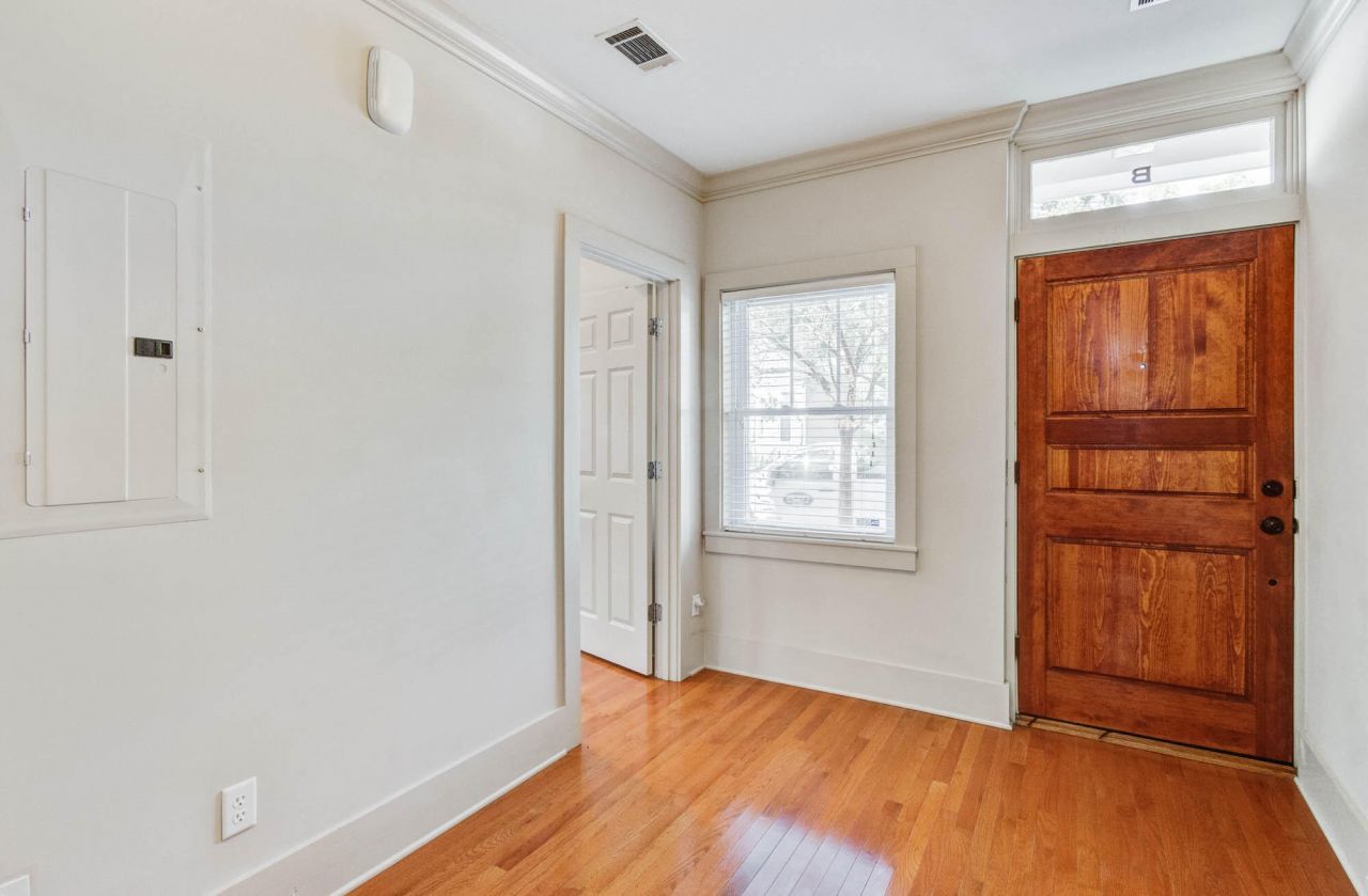 455 Race Street Photo 4