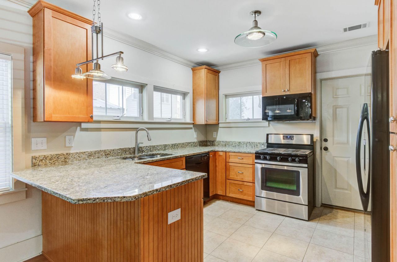 455 Race Street Photo 6