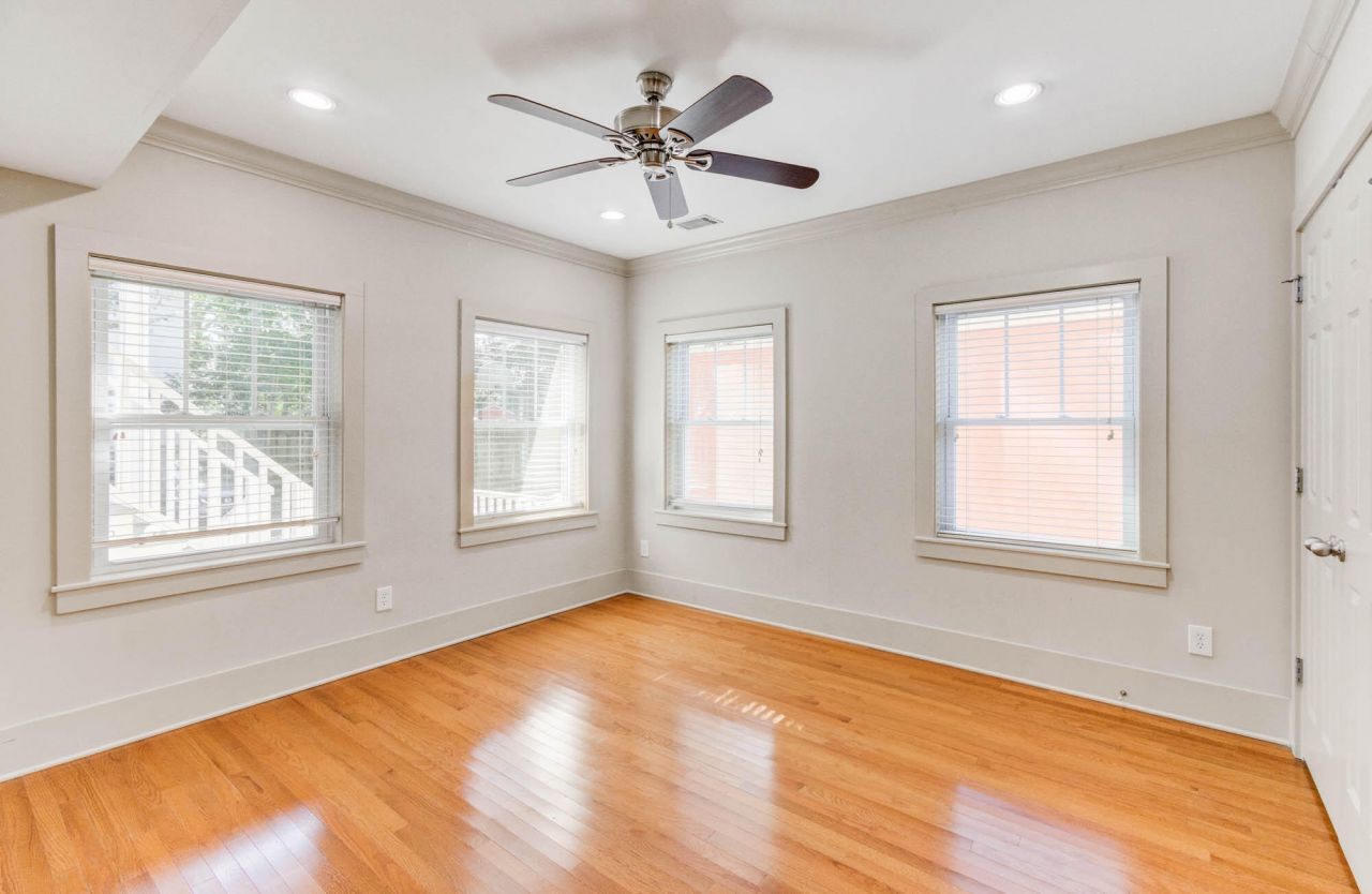 455 Race Street Photo 8