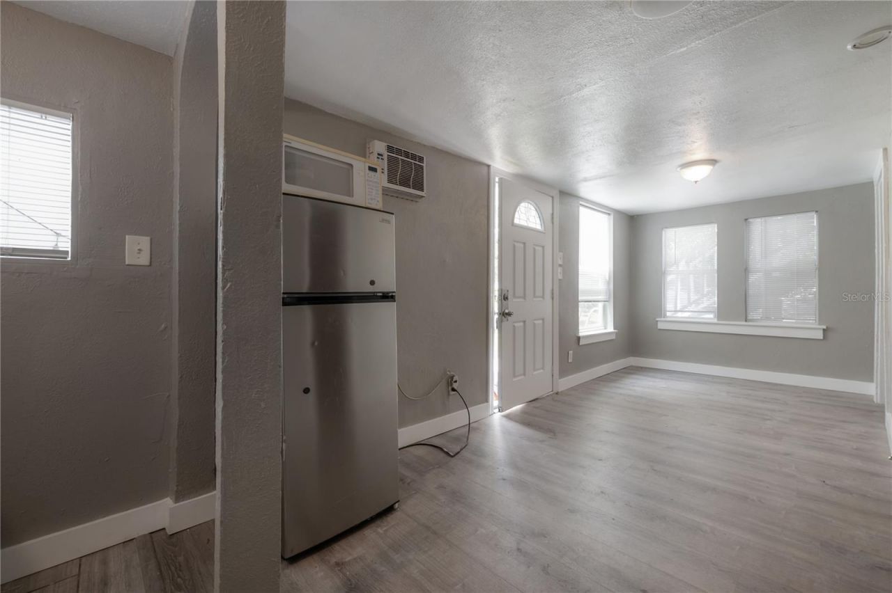 655 Paris Avenue S, Saint Petersburg, FL 33701 Photo