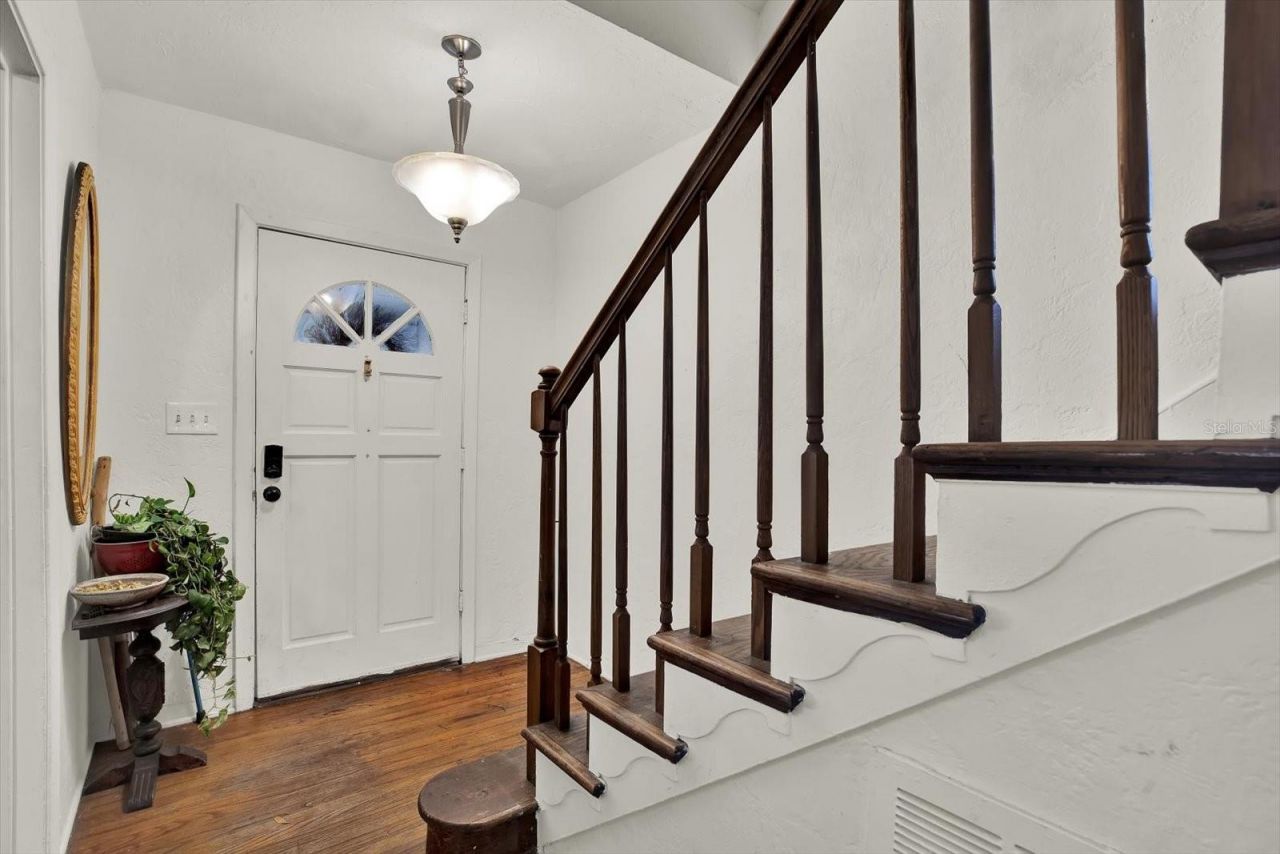 911 29th Street N, Saint Petersburg, FL 33713 Photo