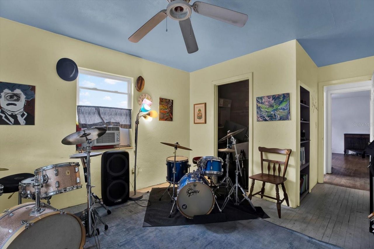 911 29th Street N, Saint Petersburg, FL 33713 Photo