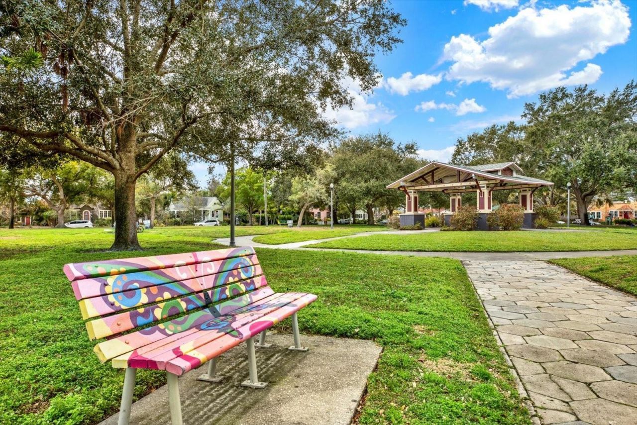 911 29th Street N, Saint Petersburg, FL 33713 Photo