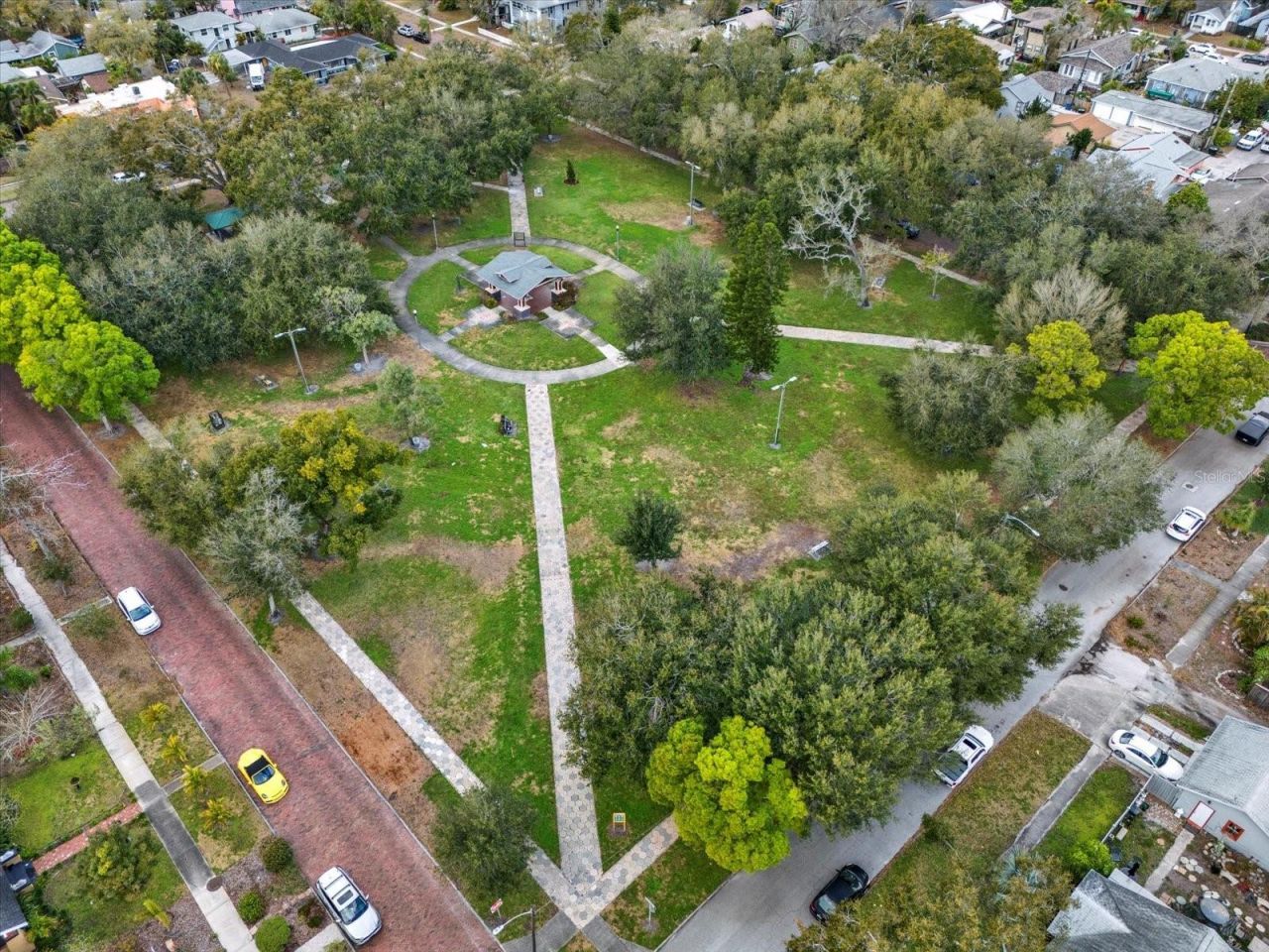 911 29th Street N, Saint Petersburg, FL 33713 Photo