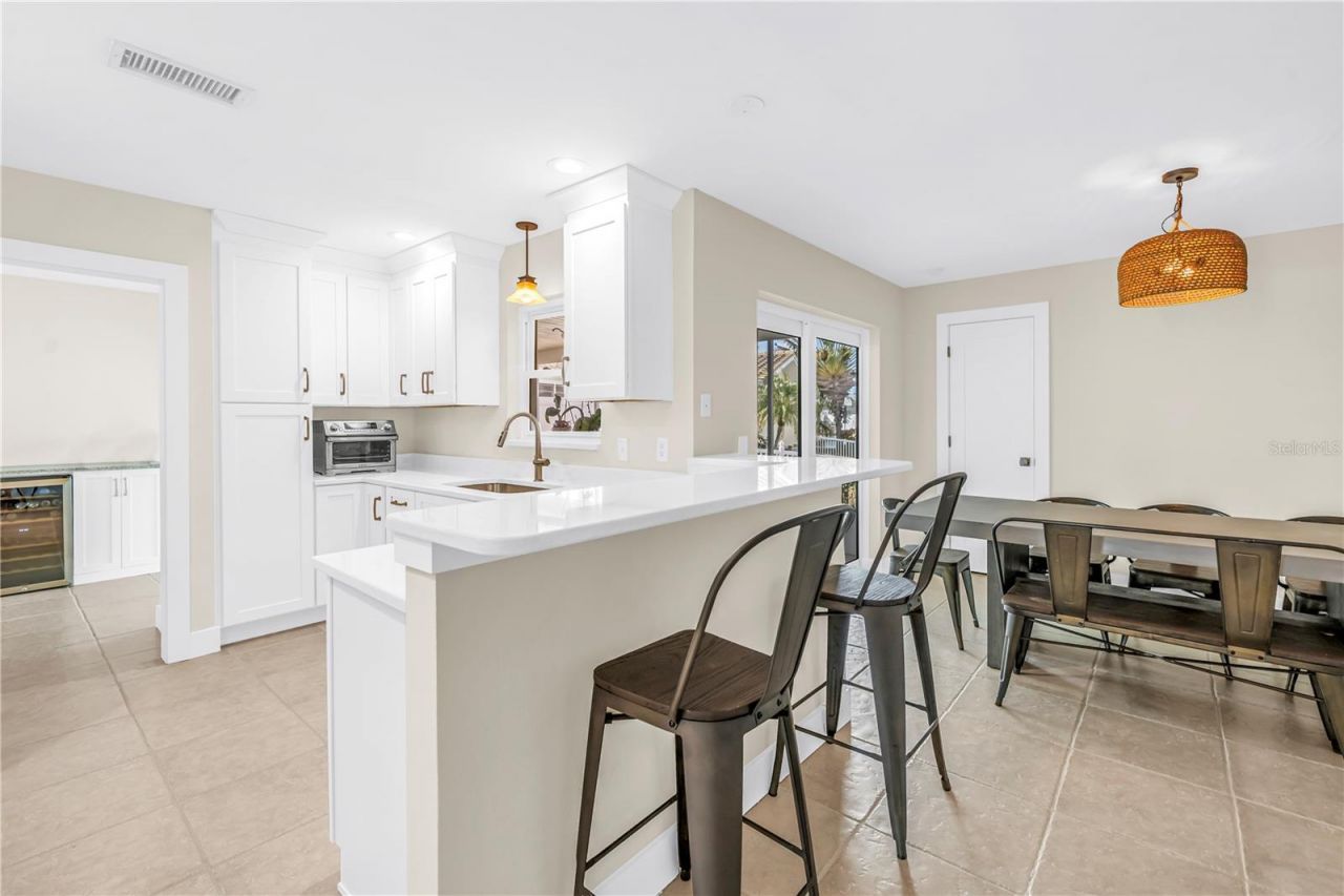 4000 14th Street Ne, Saint Petersburg, FL 33703 Photo