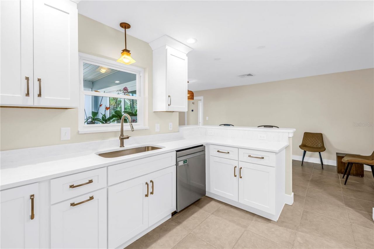 4000 14th Street Ne, Saint Petersburg, FL 33703 Photo