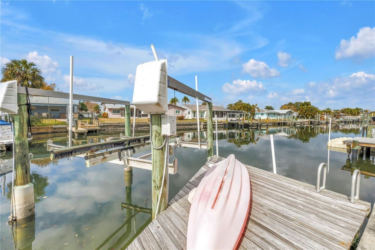 4000 14th Street Ne, Saint Petersburg, FL 33703 Photo