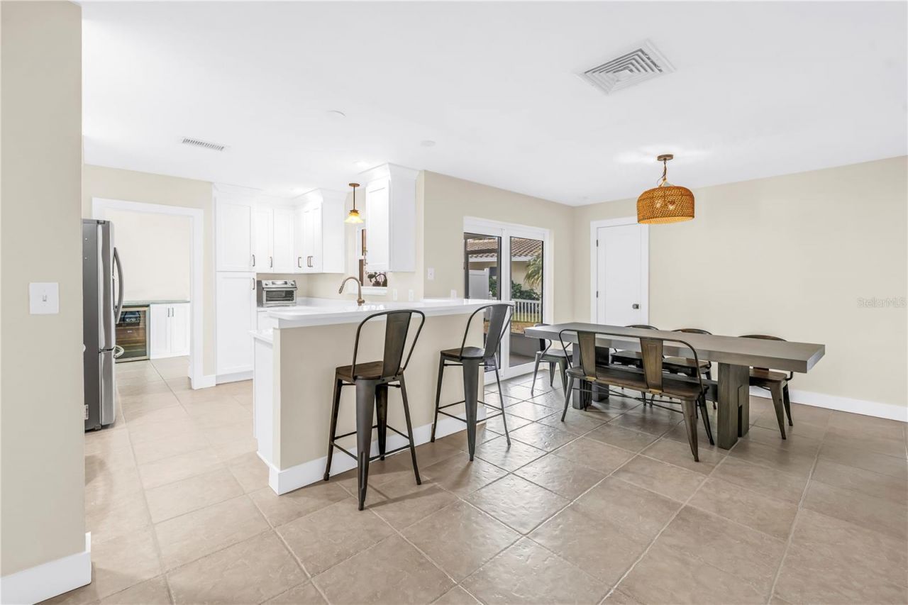 4000 14th Street Ne, Saint Petersburg, FL 33703 Photo