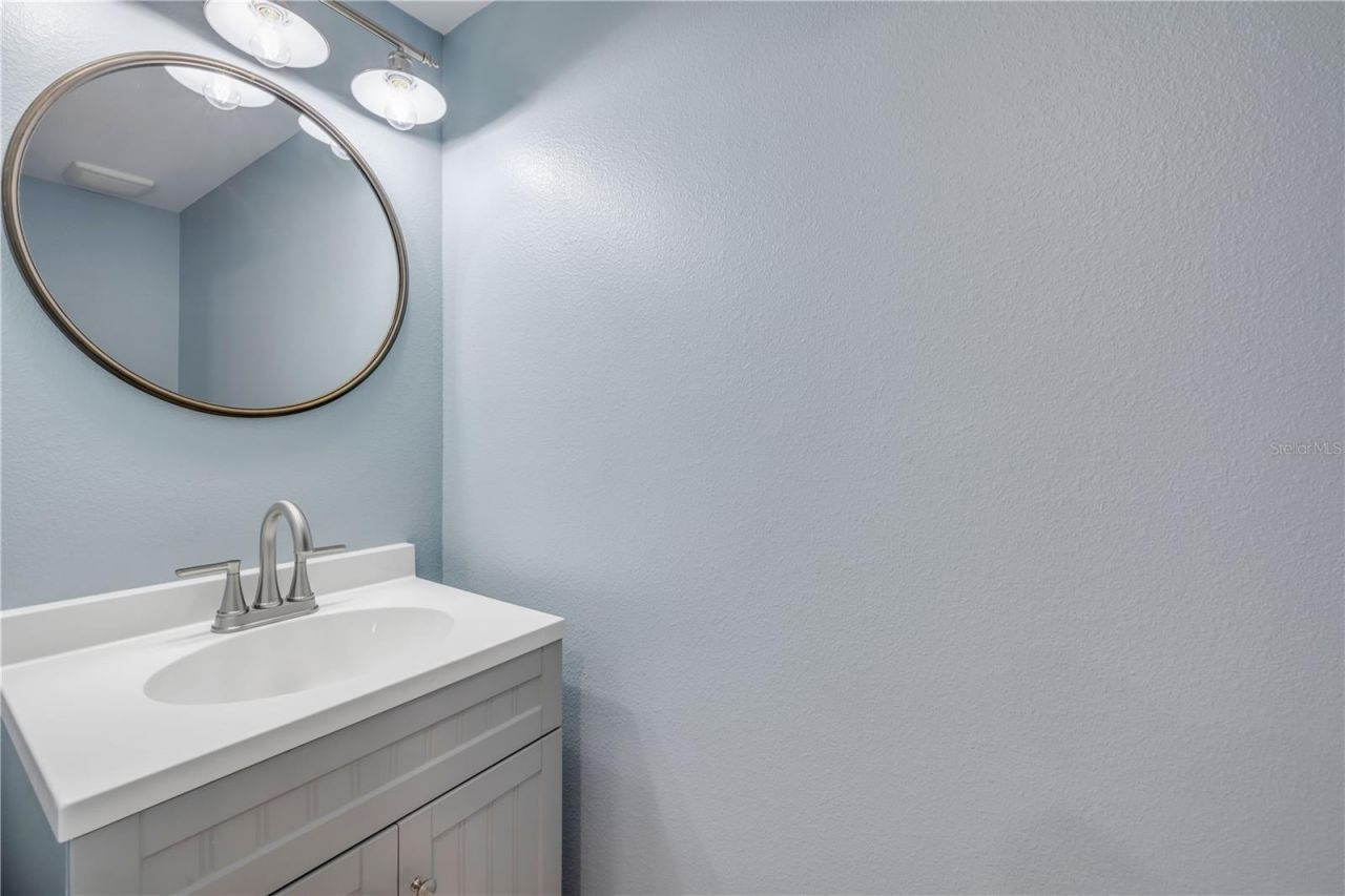 135 Marina Bay Drive, New Smyrna Beach, FL 32169 Photo