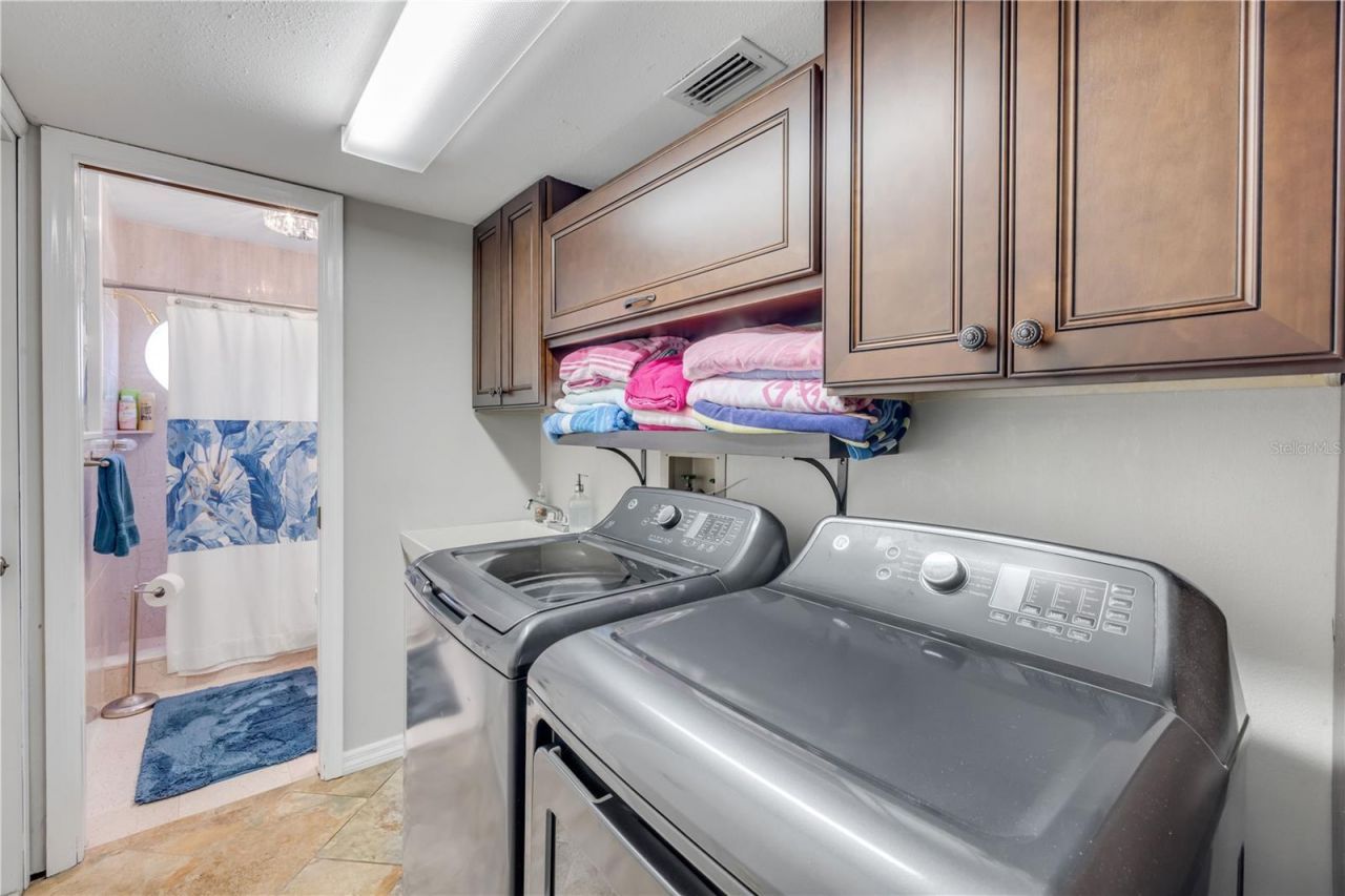 102 Via Duomo, New Smyrna Beach, FL 32169 Photo