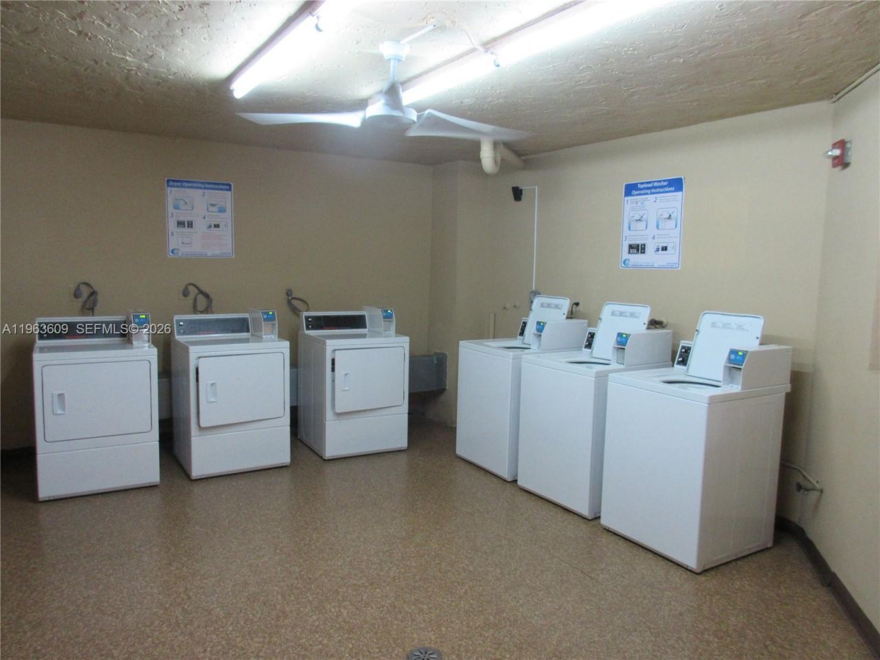 8025 SW 107 Av, Unit 321, Miami, FL 33173 Photo