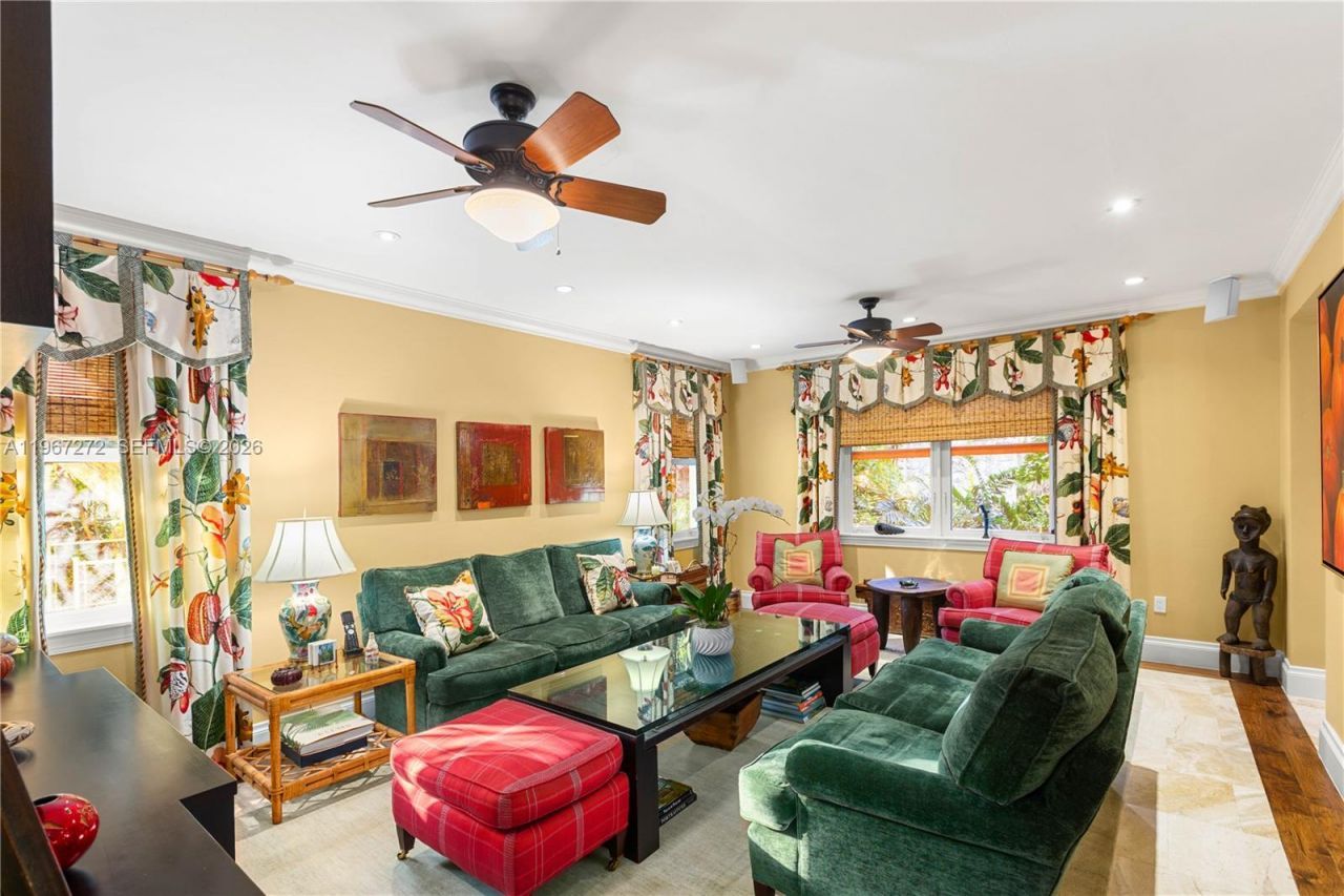 4867 SW 82nd St , Miami, FL 33143 Photo