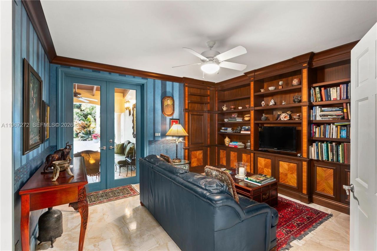 4867 SW 82nd St , Miami, FL 33143 Photo