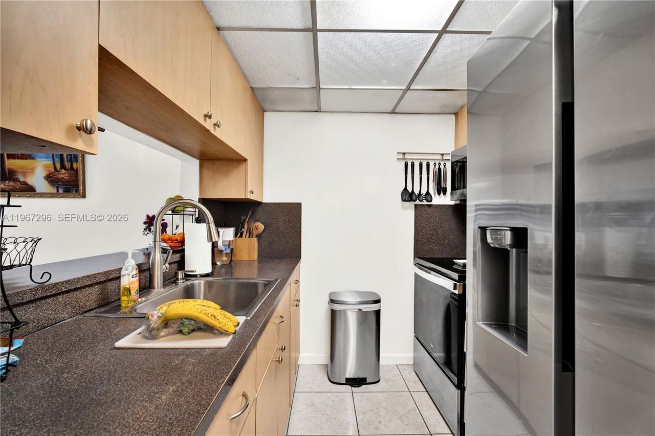 10881 SW 6th St, Unit 7, Sweetwater, FL 33174 Photo