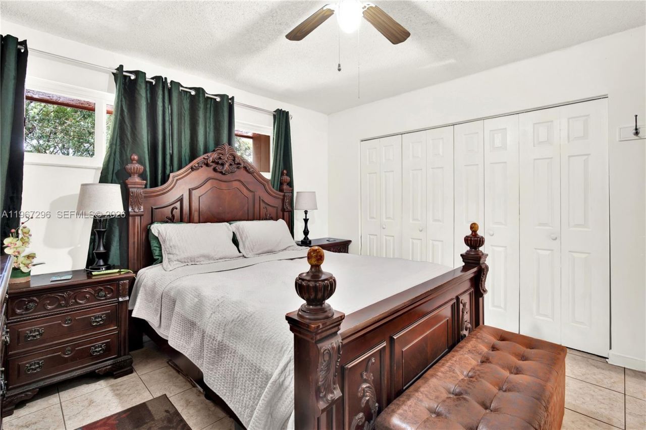 10881 SW 6th St, Unit 7, Sweetwater, FL 33174 Photo