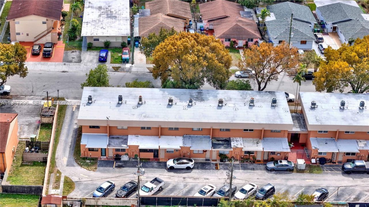 10881 SW 6th St, Unit 7, Sweetwater, FL 33174 Photo