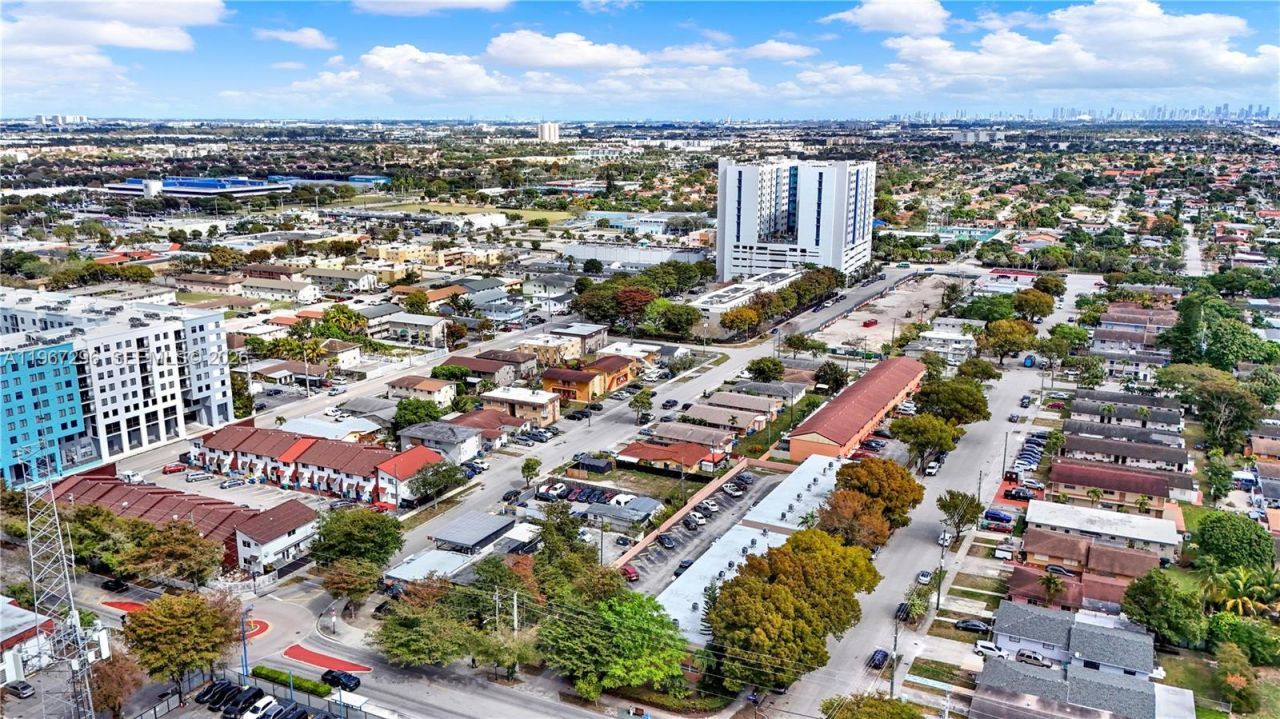 10881 SW 6th St, Unit 7, Sweetwater, FL 33174 Photo