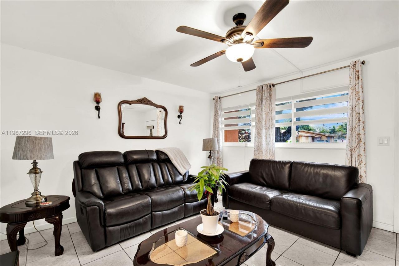 10881 SW 6th St, Unit 7, Sweetwater, FL 33174 Photo