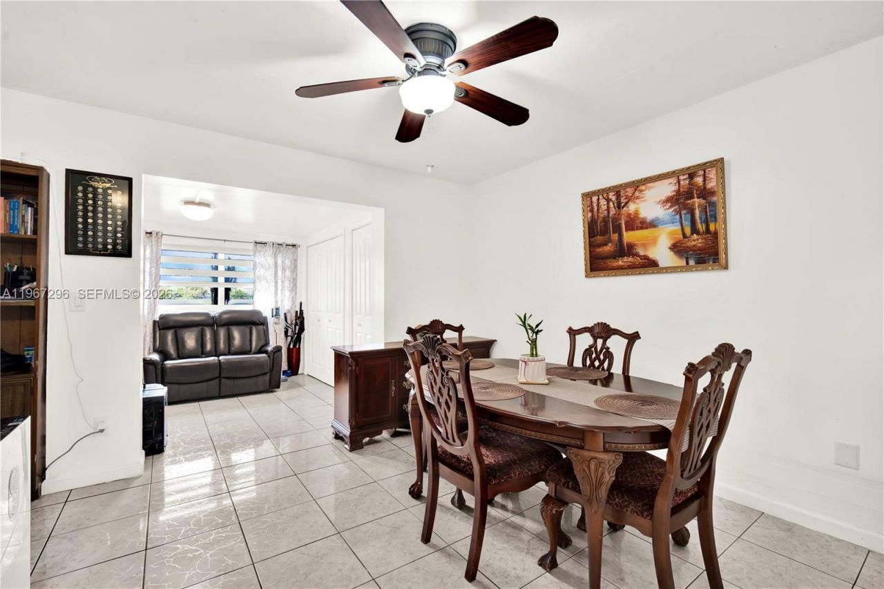 10881 SW 6th St, Unit 7, Sweetwater, FL 33174 Photo