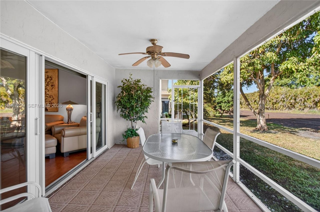 10681 Greenbriar Ct, Boca Raton, FL 33498 Photo