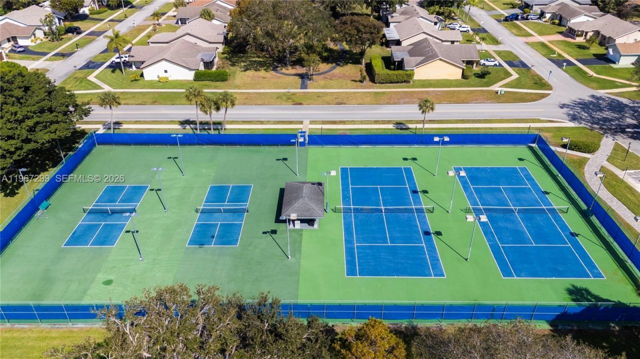 10681 Greenbriar Ct, Boca Raton, FL 33498 Photo