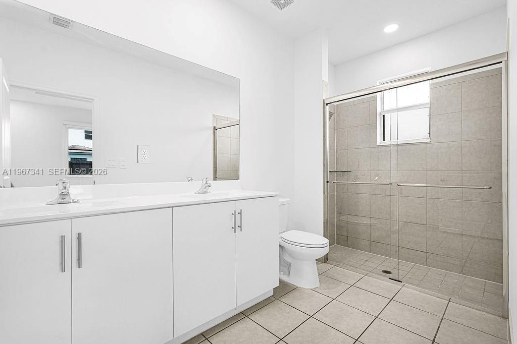 12735 SW 211th St, Miami, FL 33177 Photo