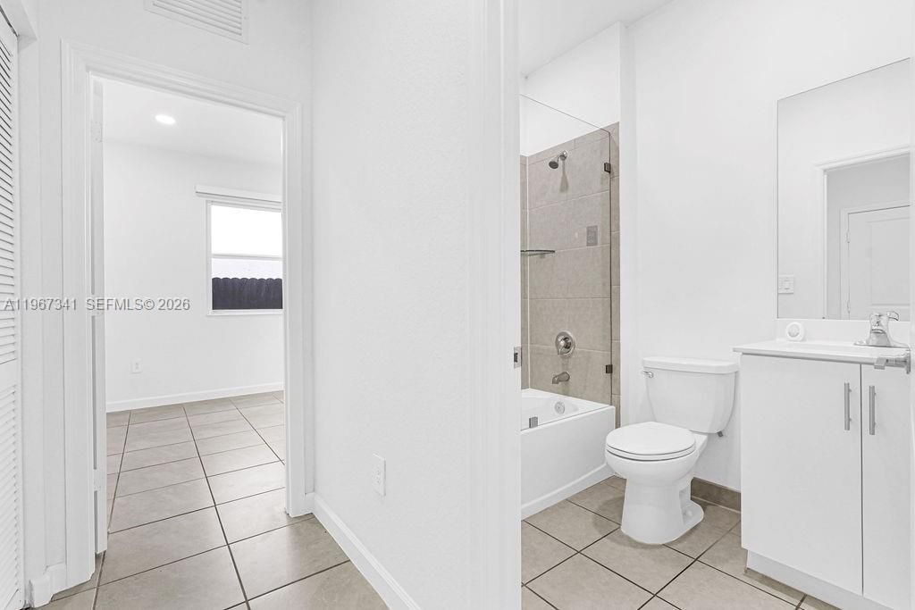 12735 SW 211th St, Miami, FL 33177 Photo