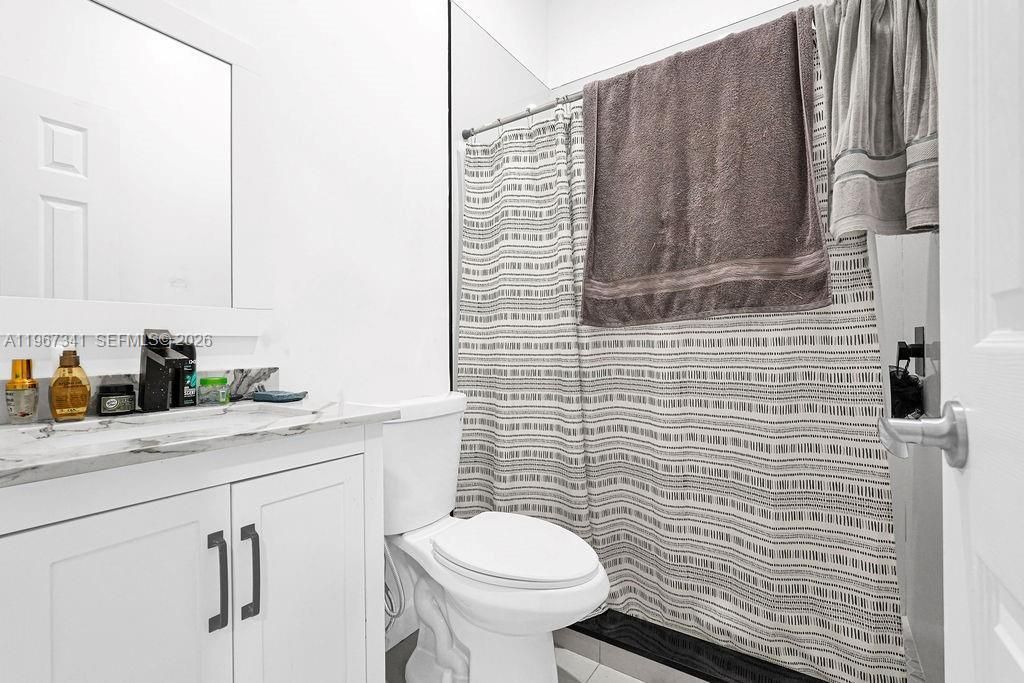 12735 SW 211th St, Miami, FL 33177 Photo