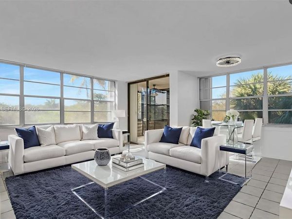 2781 Taft St, Unit 303, Hollywood, FL 33020