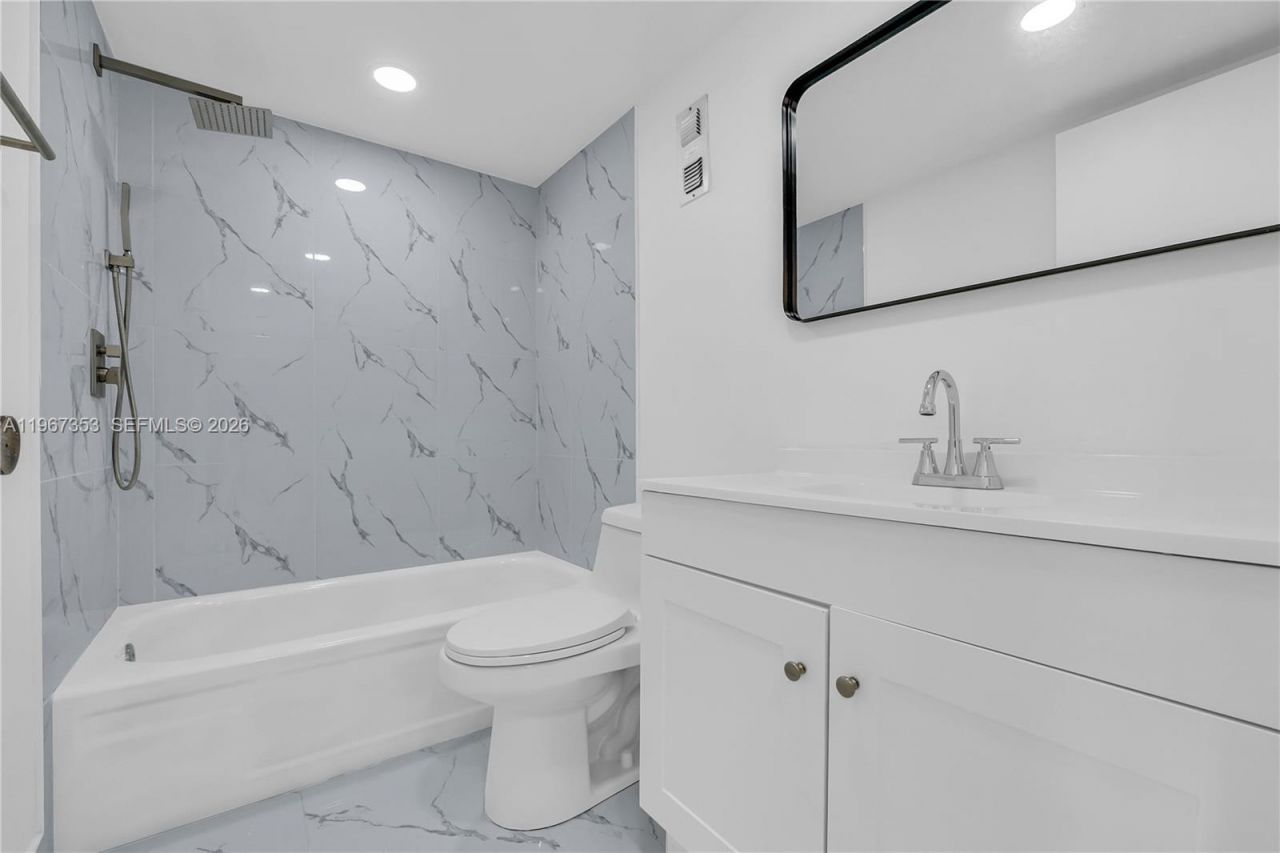 2781 Taft St, Unit 303, Hollywood, FL 33020 Photo