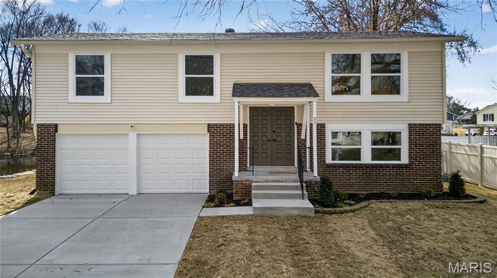 57 Bartley Street, Saint Peters, MO 63376 Main Photo