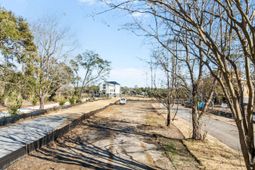 122 Collins Hill Lane photo 4