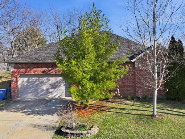 2304 S 12th Street, Ozark, MO 65721