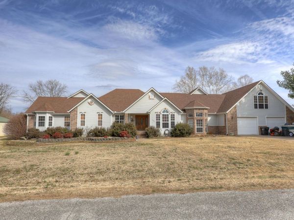 129 Riverview Drive , Anderson, MO 64831