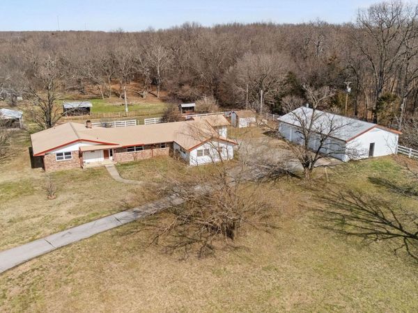 17744 State Highway 86, Neosho, MO 64850