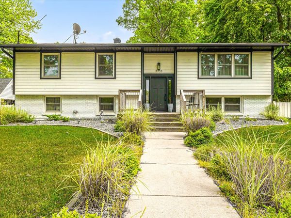 2203 Florimond Drive, Michigan City, IN 46360