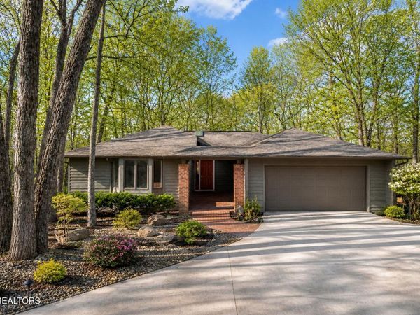 142 Rolling Green Drive, Crossville, TN 38558