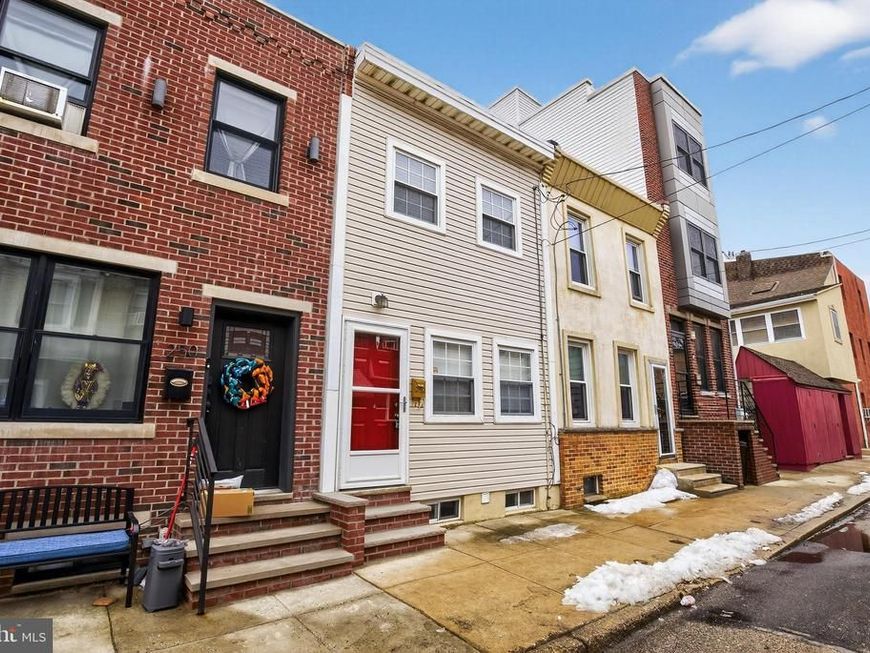 252 Sigel Street, Philadelphia, PA 19148 Main Photo