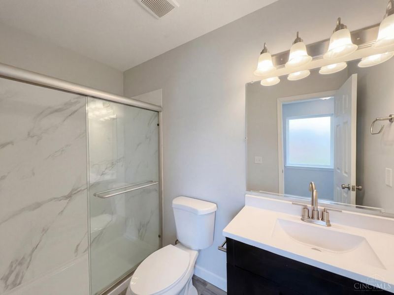 487 Peyton Drive, Trenton, OH 45067 Photo 6