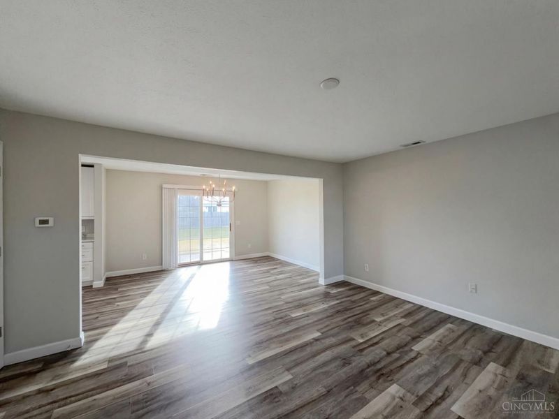 487 Peyton Drive, Trenton, OH 45067 Photo 7