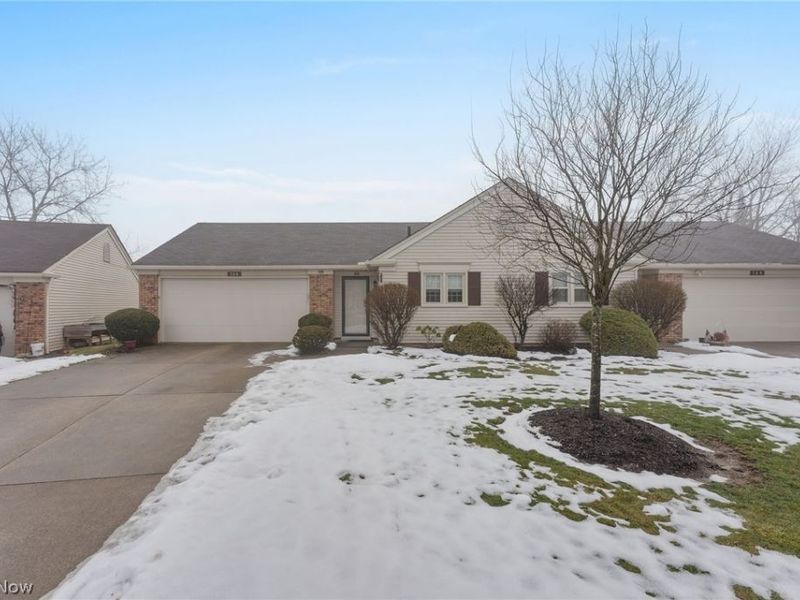 166 Sturbridge Drive, Medina, OH 44256 Photo 5