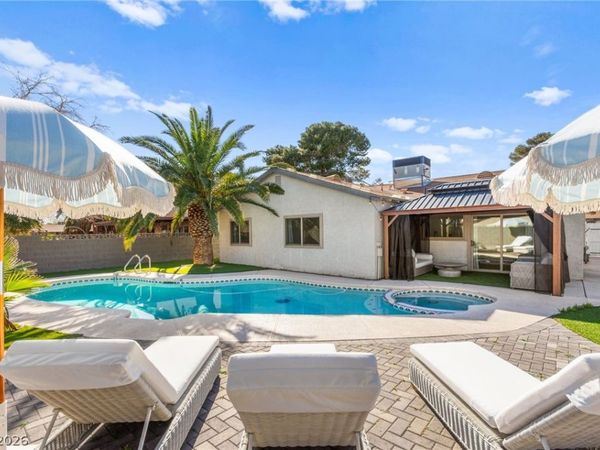 3838 Silent Hill Drive , Las Vegas, NV 89147