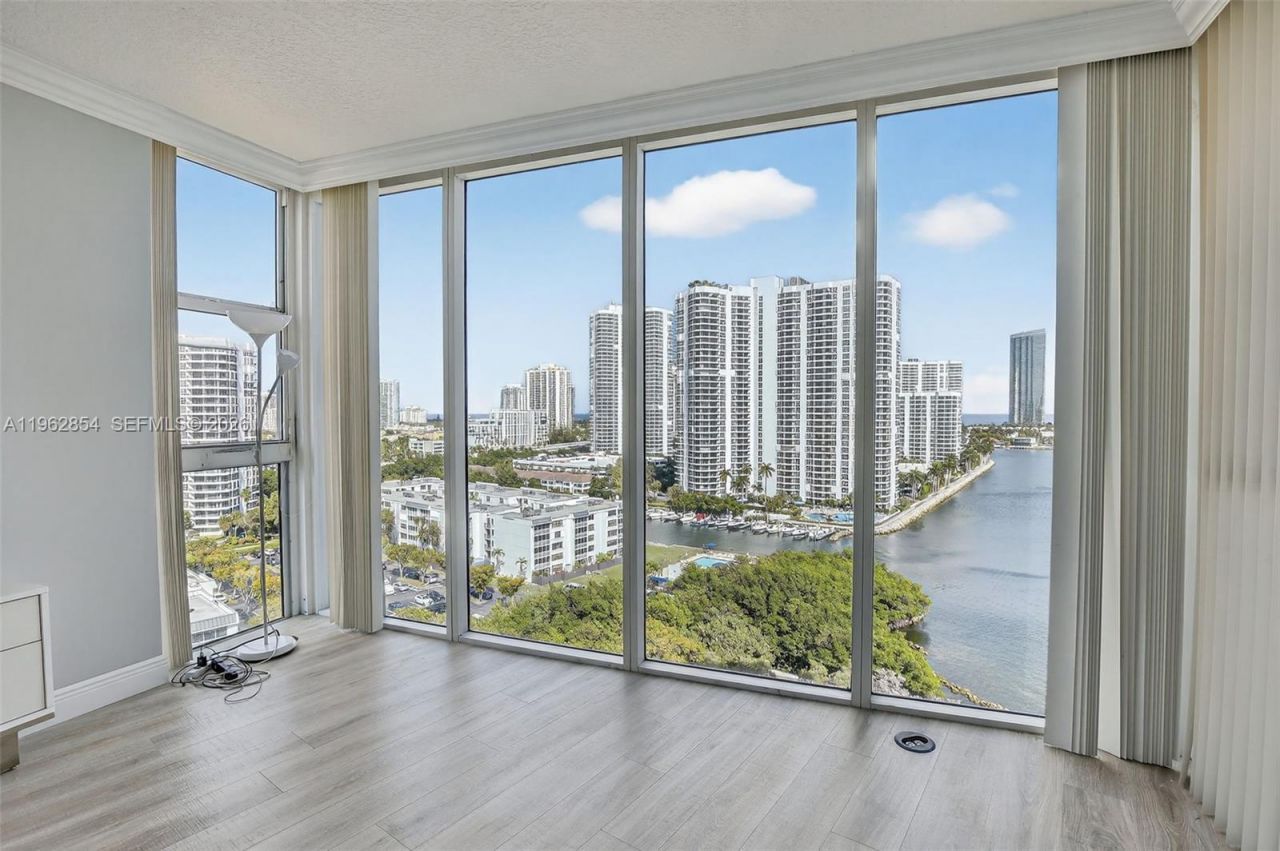 3370 Hidden Bay Dr, Unit 1501, Aventura, FL 33180 Photo