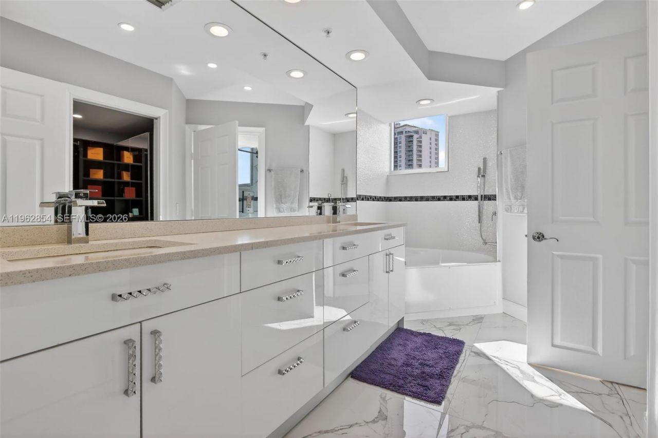 3370 Hidden Bay Dr, Unit 1501, Aventura, FL 33180 Photo