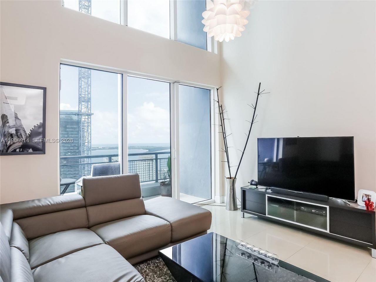 60 SW 13th St, Unit 3404, Miami, FL 33130 Photo